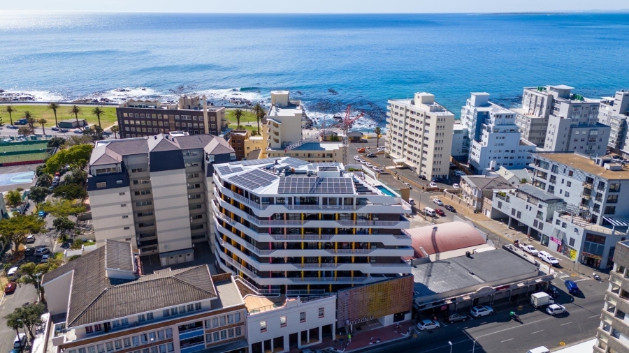 2 Bedroom Property for Sale in Sea Point Western Cape